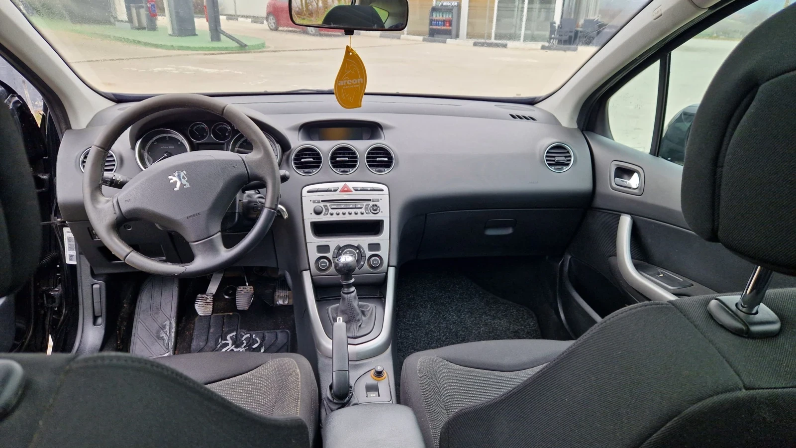 Peugeot 308 1.6 HDI , снимка 9 - Автомобили и джипове - 53844709