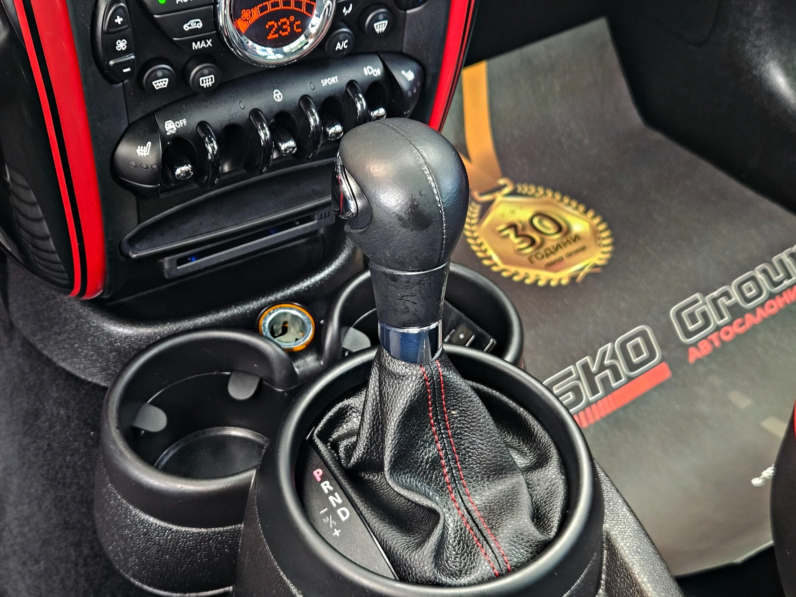 Mini John Cooper Works ALL4/GERMANY/PANO/HARMAN/KARDON/ПОДГРЕВ/LIZING, снимка 11 - Автомобили и джипове - 54078036