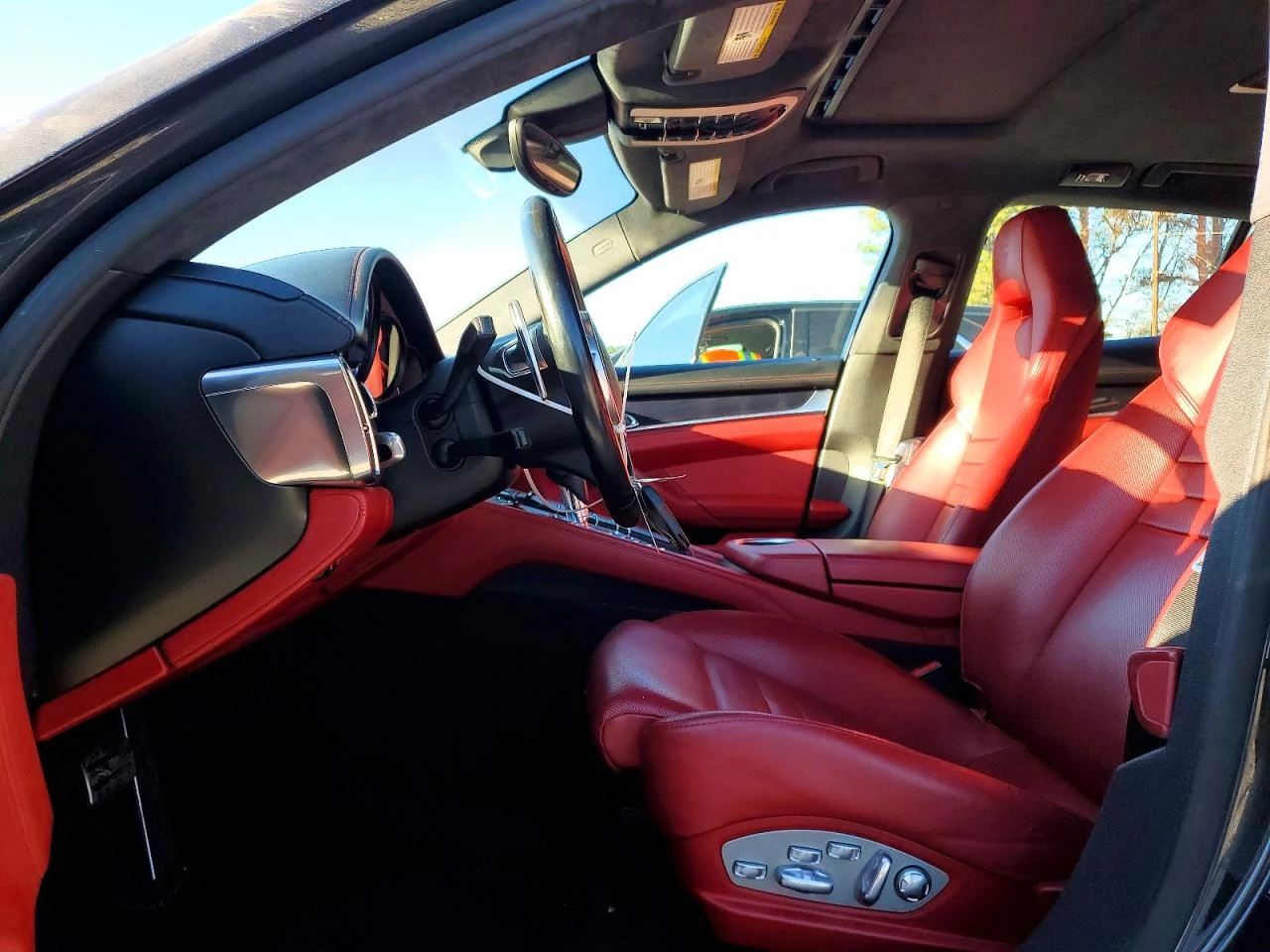 Porsche Panamera * GTS* , снимка 7 - Автомобили и джипове - 54290465