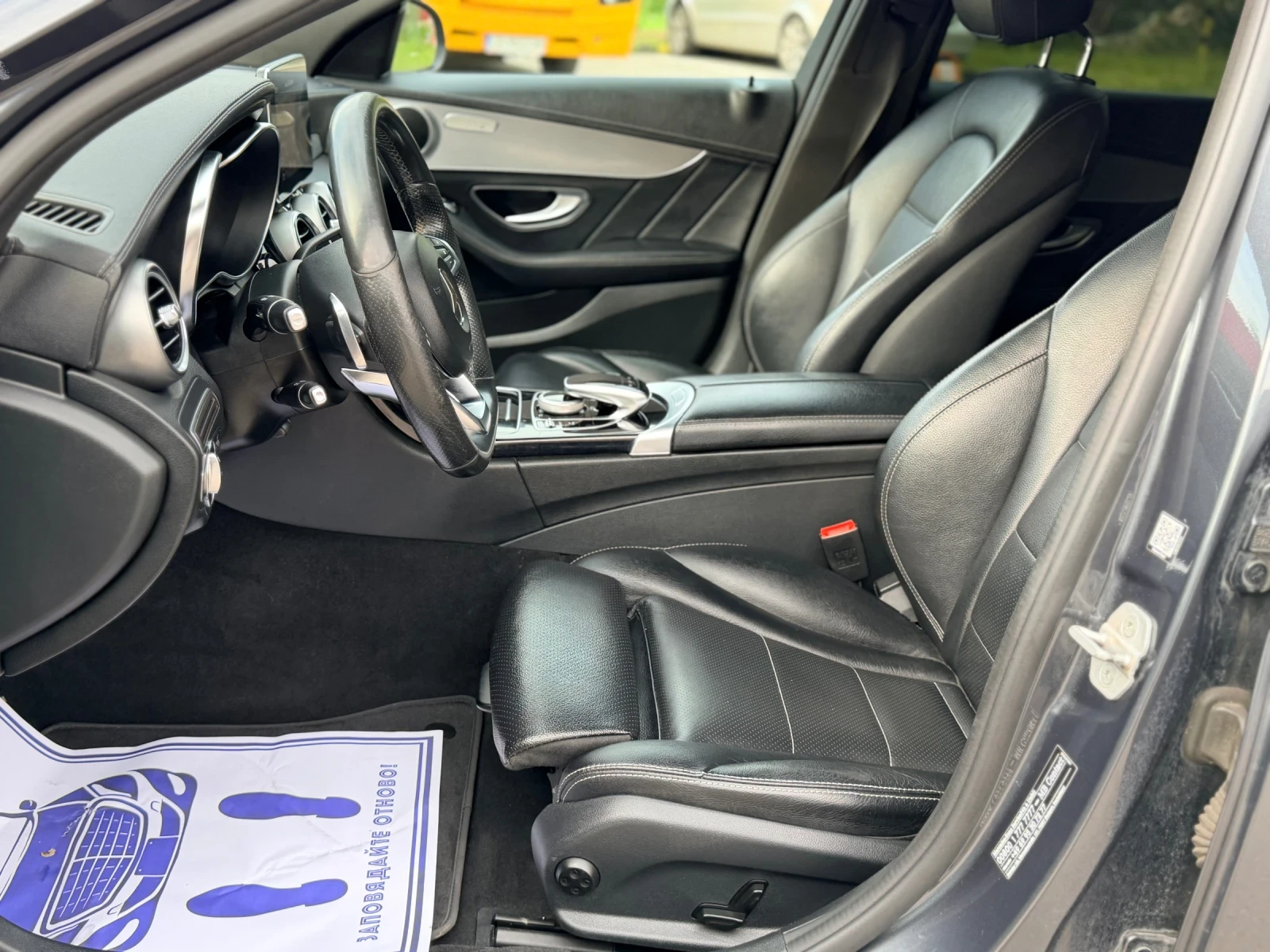 Mercedes-Benz C 220 CDI AMG/Koja/Ksenon/Navigacia/Klimatronik, снимка 11 - Автомобили и джипове - 54496316