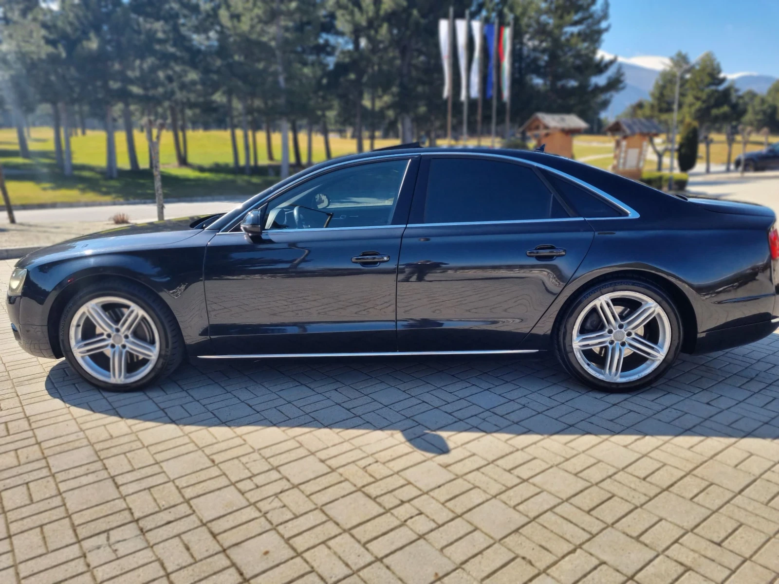 Audi A8 Distronik/ Quattro/ ЛИЗИНГ, снимка 2 - Автомобили и джипове - 54682191