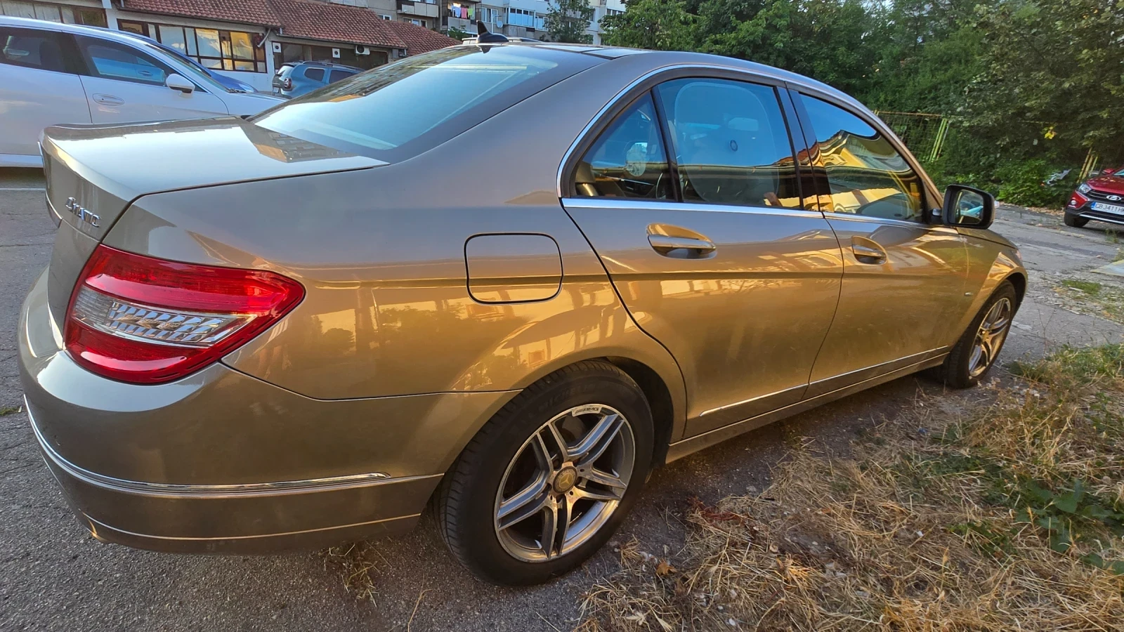 Mercedes-Benz C 280, снимка 3 - Автомобили и джипове - 54719718