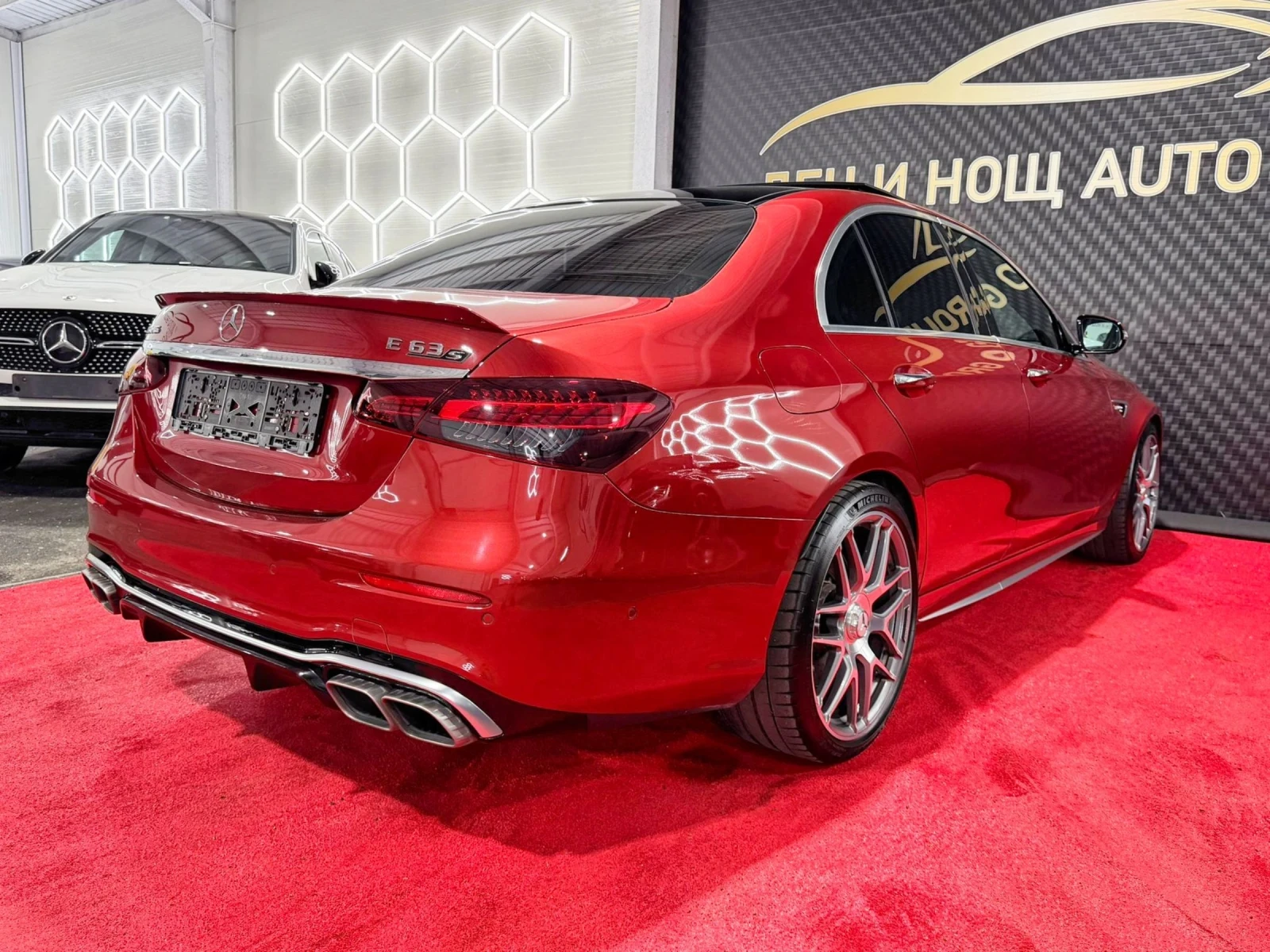 Mercedes-Benz E 63 AMG Mercedes-Benz E63S AMG* FACELIFT* 360* HUD* BURM* , снимка 7 - Автомобили и джипове - 55066711