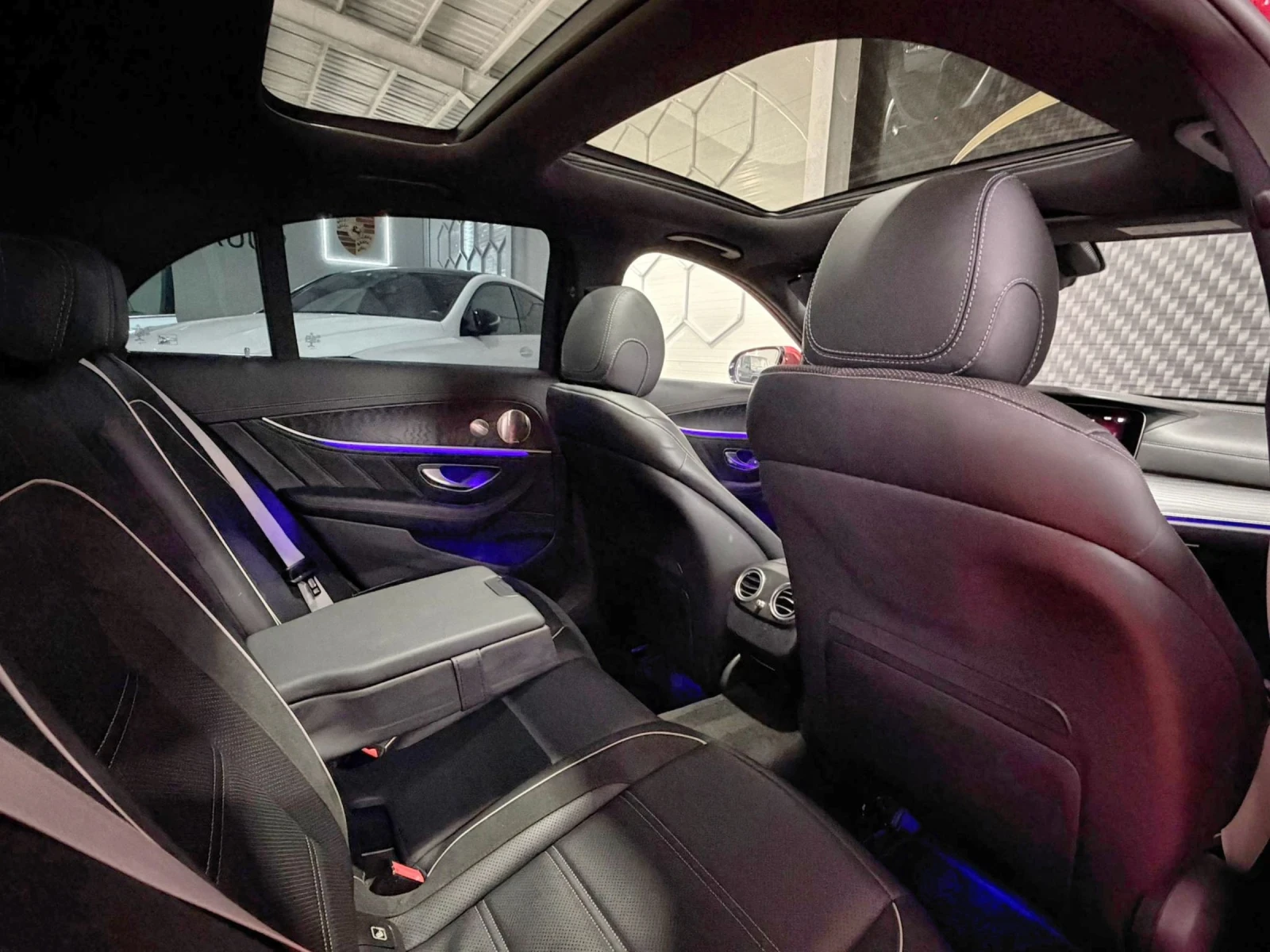 Mercedes-Benz E 63 AMG Mercedes-Benz E63S AMG* FACELIFT* 360* HUD* BURM* , снимка 14 - Автомобили и джипове - 55066711
