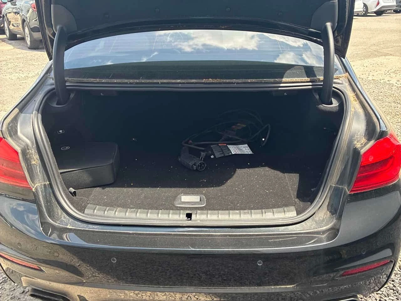 BMW 530E xDrive iPerformance/ШИБИДАХ/360, снимка 12 - Автомобили и джипове - 55125474