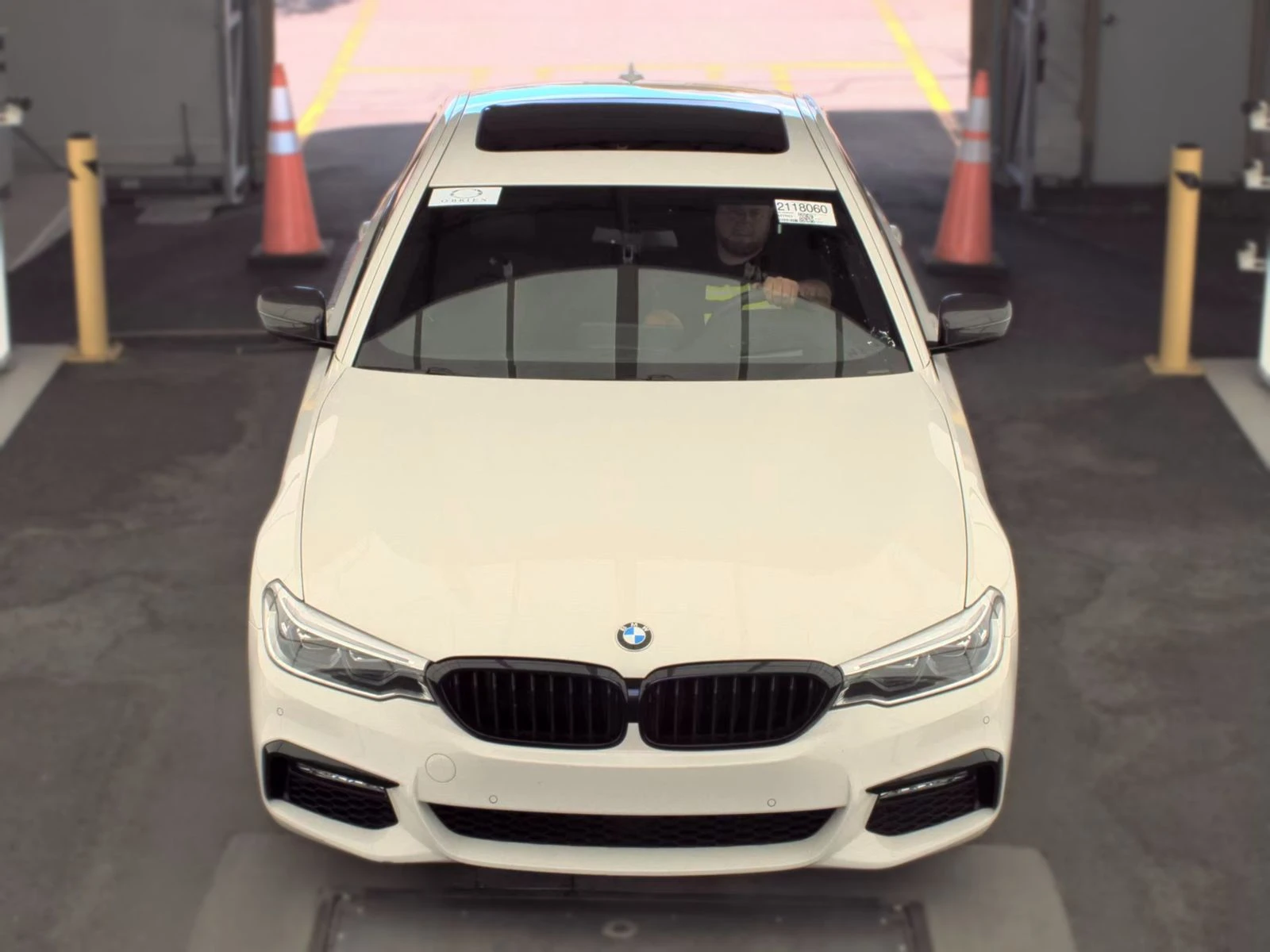 BMW 540 M-PK* HARMAN* HUD* CONTINENTAL* КРАЙНА ЦЕНА, снимка 2 - Автомобили и джипове - 55147427