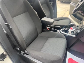 Land Rover Freelander 2.2 AUTOMAT, снимка 8 - Автомобили и джипове - 53696136