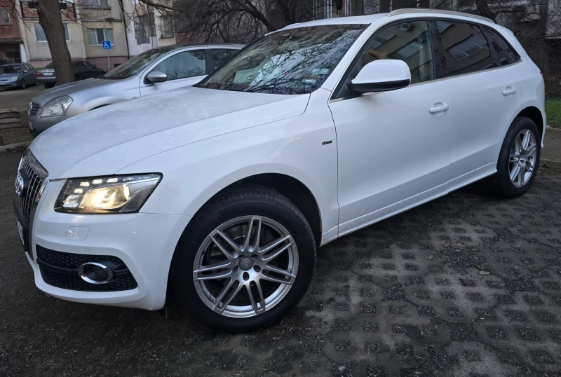 Audi Q5, снимка 4 - Автомобили и джипове - 48634313