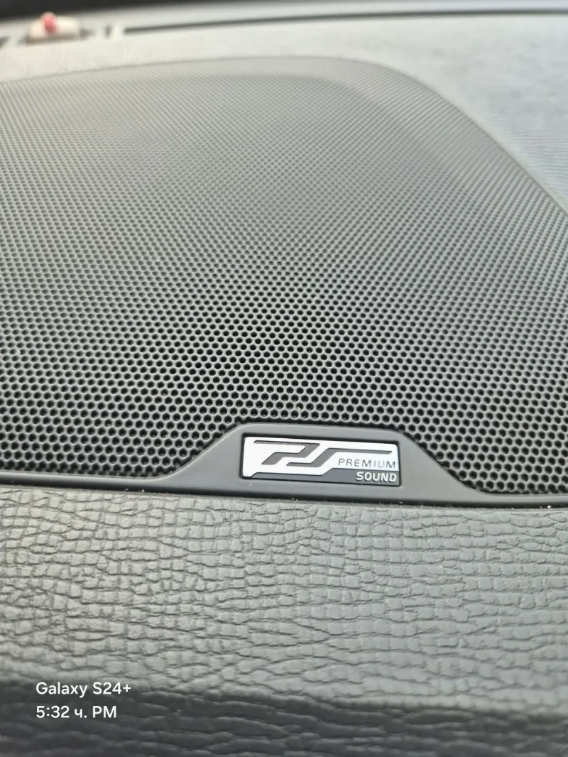 Volvo XC60 2.0..TURBO..D4 ..PETROL 245 ..FWD USA ..БАРТЕР, снимка 15 - Автомобили и джипове - 50672988