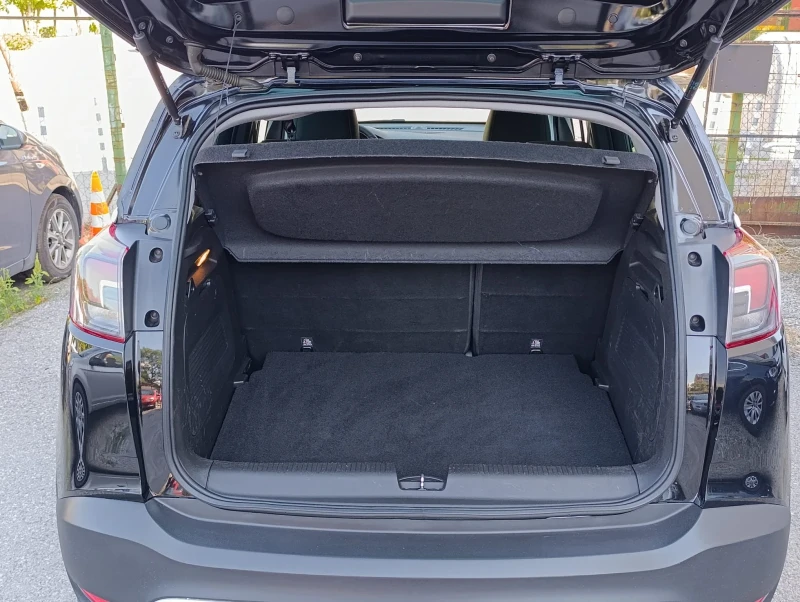 Opel Crossland X 1.5d, снимка 13 - Автомобили и джипове - 50969491