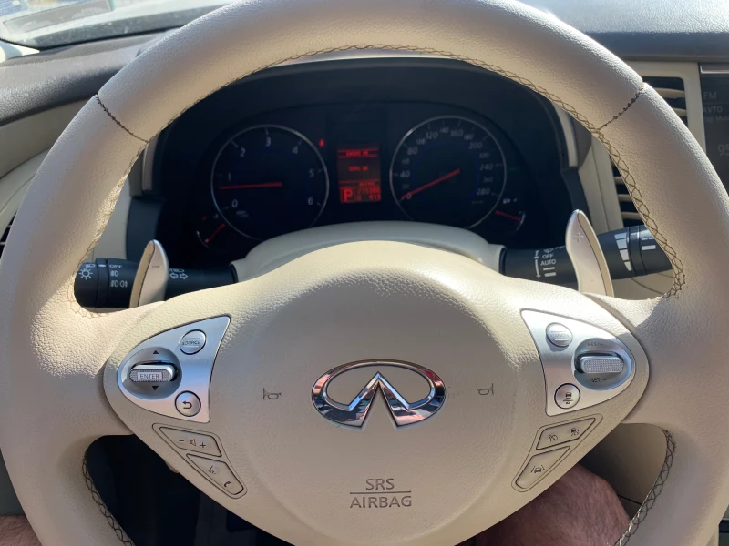 Infiniti Fx 30 d S ПЕРФЕКТЕН ВСИЧКИ ЕКСТРИ 4 КАМЕРИ, снимка 6 - Автомобили и джипове - 51854376