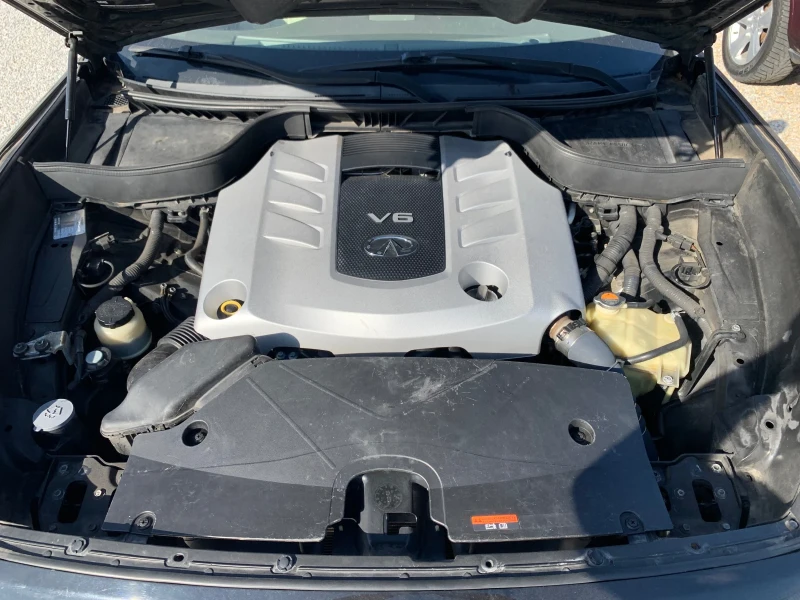 Infiniti Fx 30 d S ПЕРФЕКТЕН ВСИЧКИ ЕКСТРИ 4 КАМЕРИ, снимка 17 - Автомобили и джипове - 51854376