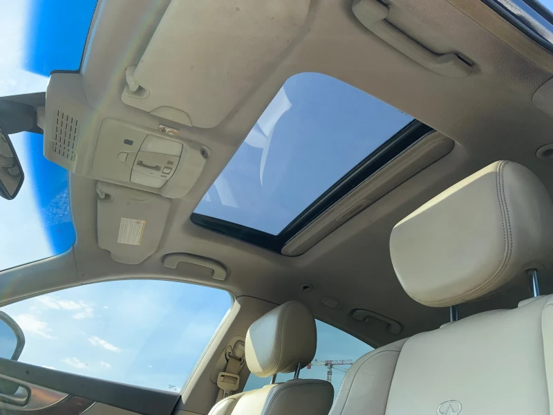 Infiniti Fx 30 d S ПЕРФЕКТЕН ВСИЧКИ ЕКСТРИ 4 КАМЕРИ, снимка 11 - Автомобили и джипове - 51854376