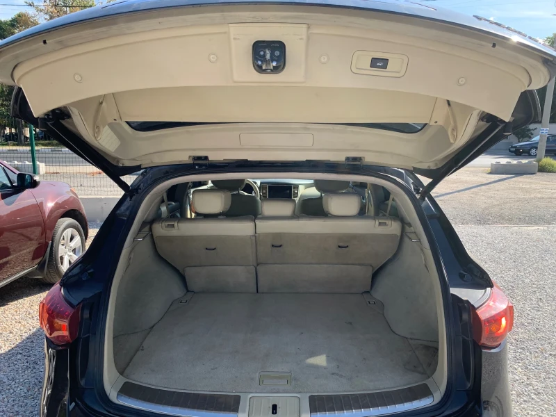 Infiniti Fx 30 d S ПЕРФЕКТЕН ВСИЧКИ ЕКСТРИ 4 КАМЕРИ, снимка 15 - Автомобили и джипове - 51854376