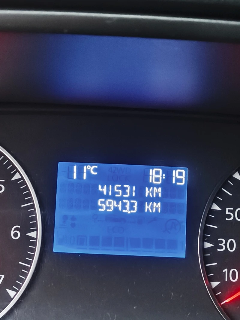 Dacia Duster, снимка 5 - Автомобили и джипове - 51932091