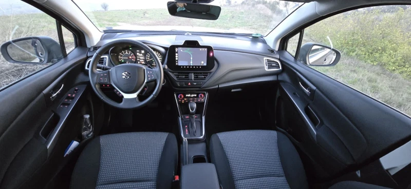 Suzuki SX4 S-Cross 2024 ниво GL+ hybrid, Автомат , снимка 9 - Автомобили и джипове - 52728944