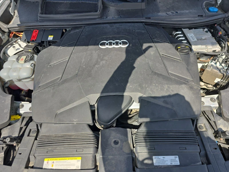 Audi Q8 Prestige* Масаж* Bang&Olufsen* 360* Дистроник* - 61500 лв. - 42986323 | Car24.bg