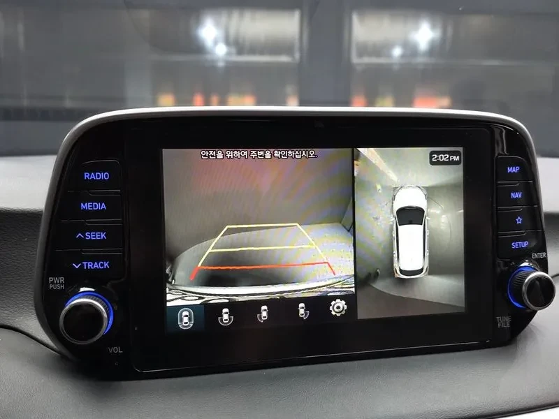 Hyundai Tucson Diesel 1.6 2Wd Premium, снимка 15 - Автомобили и джипове - 56130873
