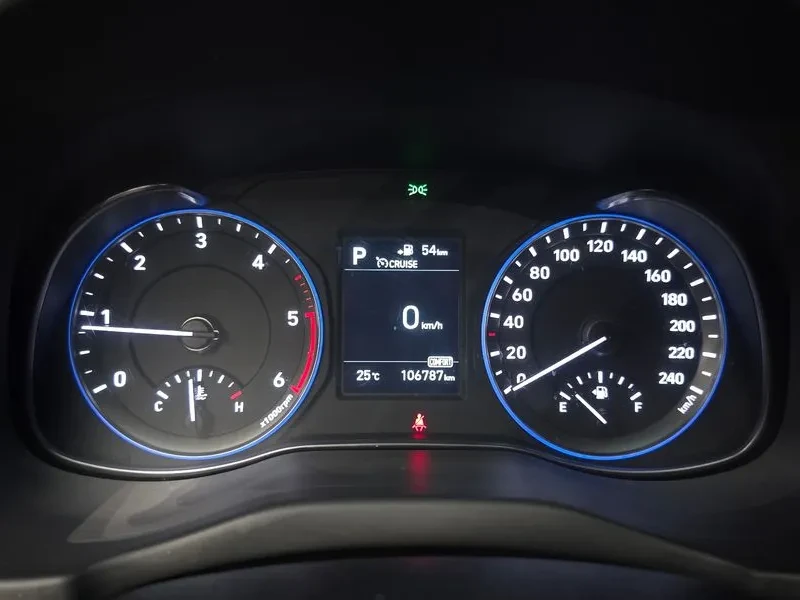 Hyundai Kona 1.6 2Wd Modern Tech, снимка 8 - Автомобили и джипове - 56321434