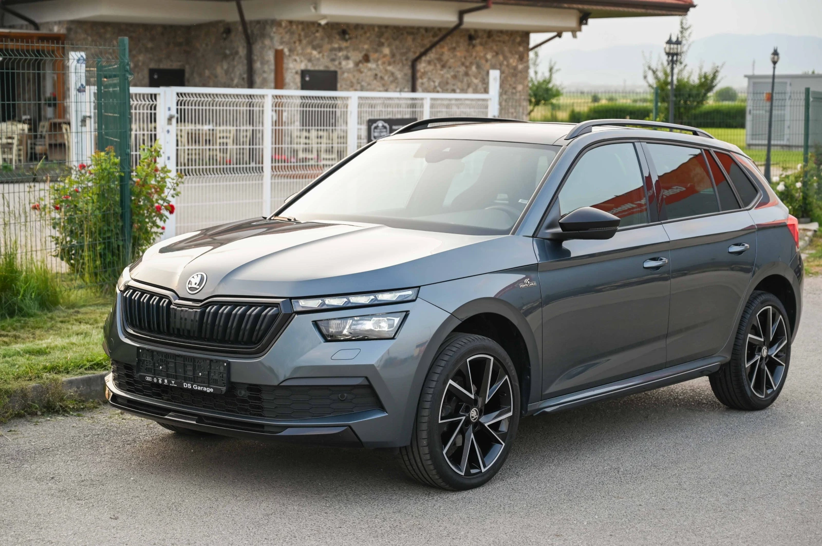 Skoda Kamiq 1.6TDI* MonteCarloPlus* Панорама* Камера* , снимка 1