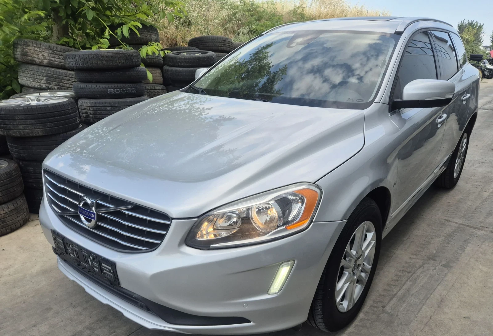 Volvo XC60 2.0..TURBO..D4 ..PETROL 245 ..FWD USA ..БАРТЕР, снимка 1