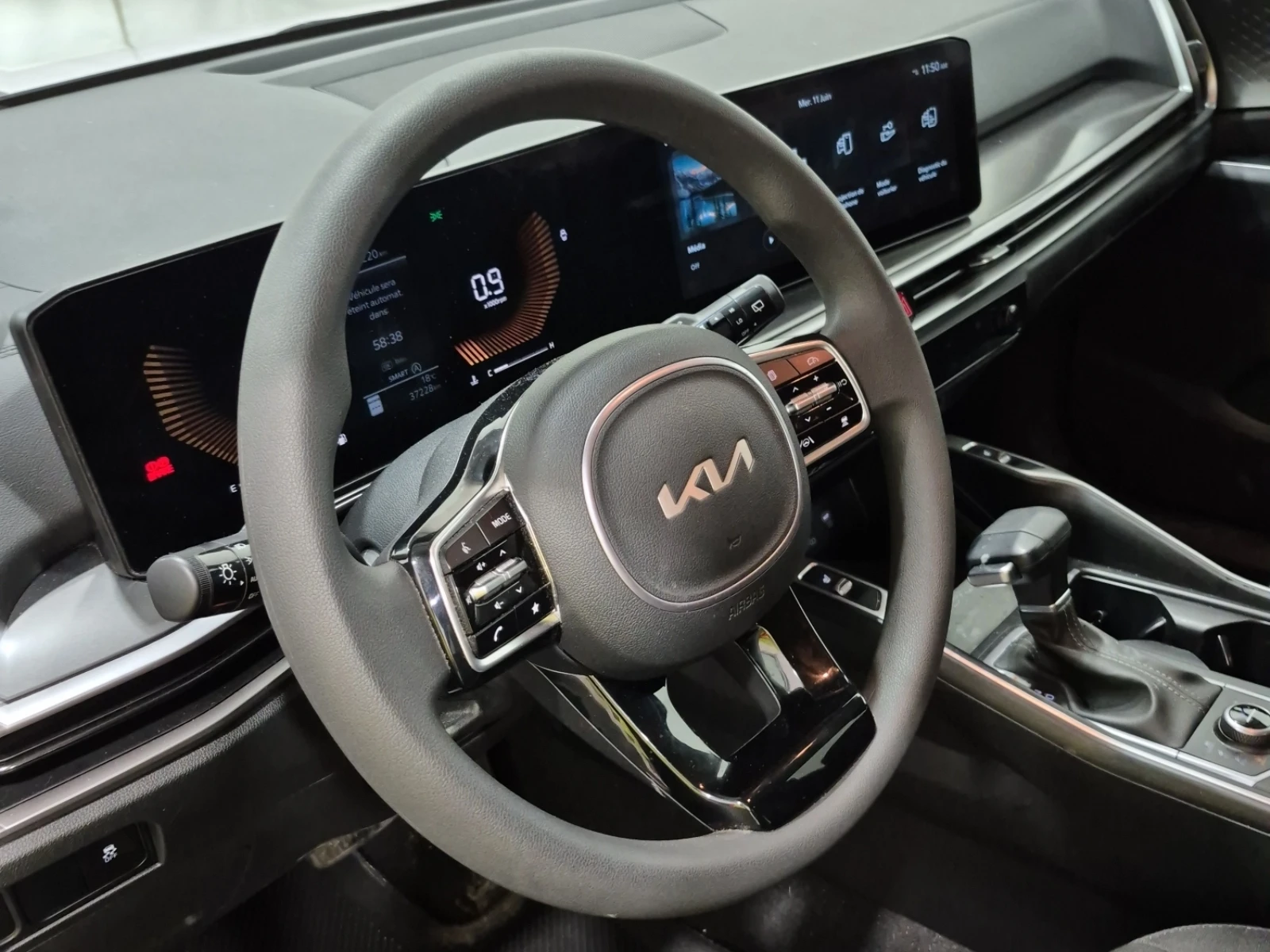 Kia Sorento * LX * CARFAX * ОПЦИЯ ЗА ФИНАНСИРАНЕ  - изображение 9