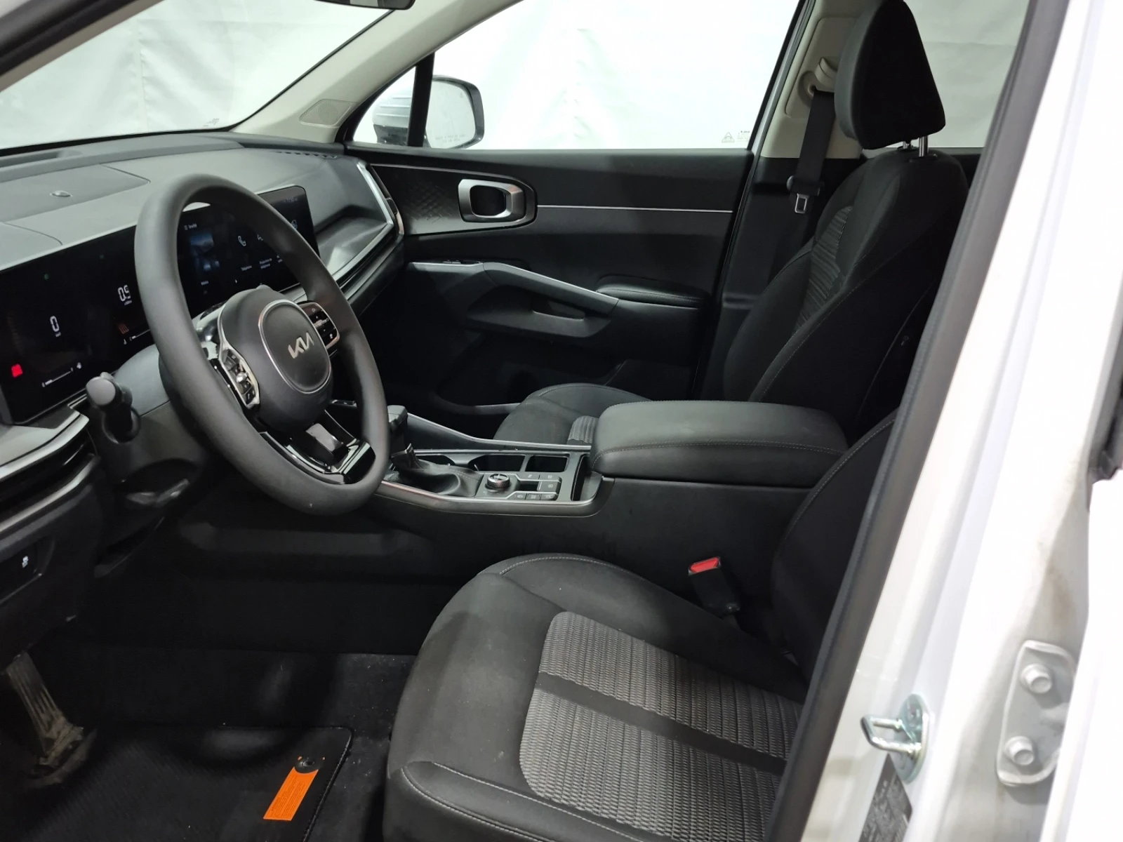 Kia Sorento * LX * CARFAX * ОПЦИЯ ЗА ФИНАНСИРАНЕ  - изображение 8