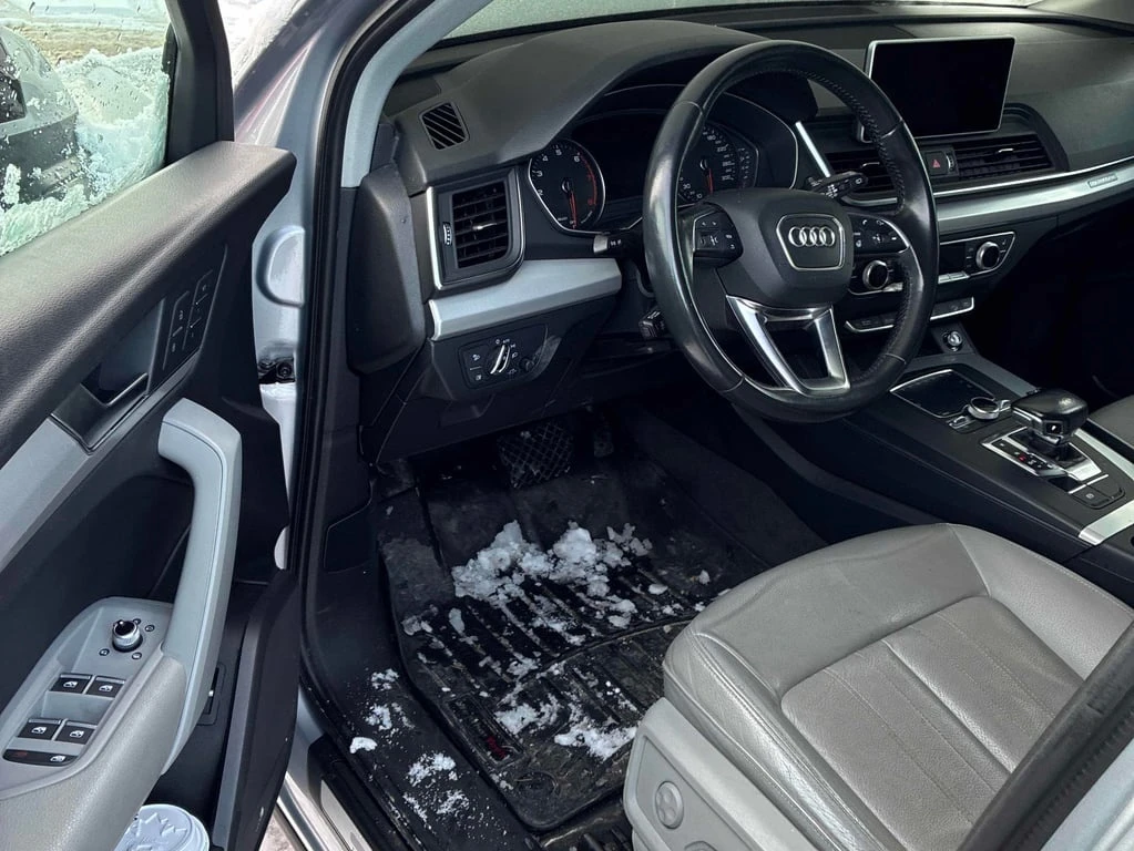 Audi Q5 * Progressiv * CARFAX *    | Mobile.bg   5