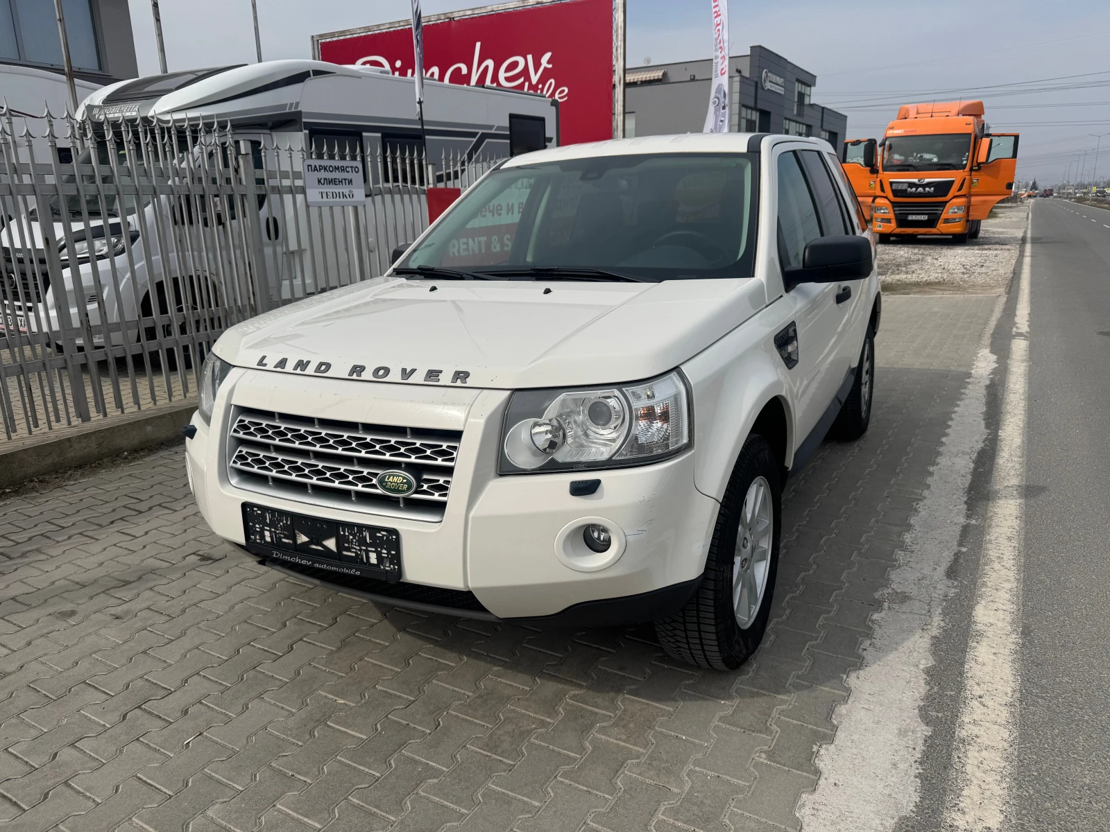 Land Rover Freelander 2.2 AUTOMAT - изображение 2