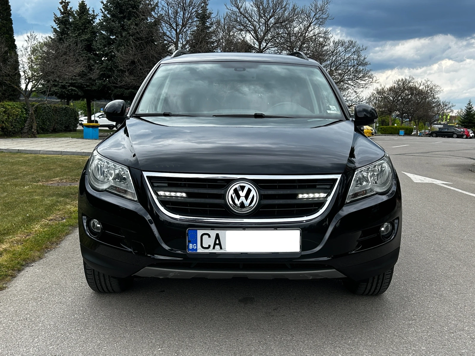 VW Tiguan 2.0TDI 4MOTION, снимка 4 - Автомобили и джипове - 54359788