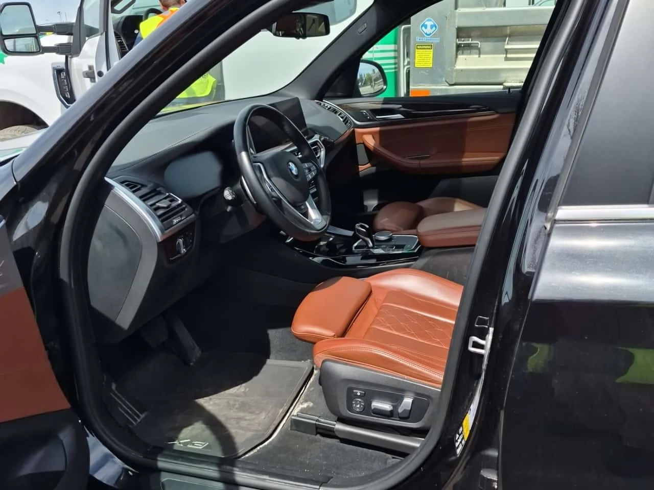 BMW X3 XDRIVE30I/ПАНО/ПОДГРЕВ/2 КЛЮЧА/CARFAX/ФИНАНСИРАНЕ, снимка 6 - Автомобили и джипове - 54636339