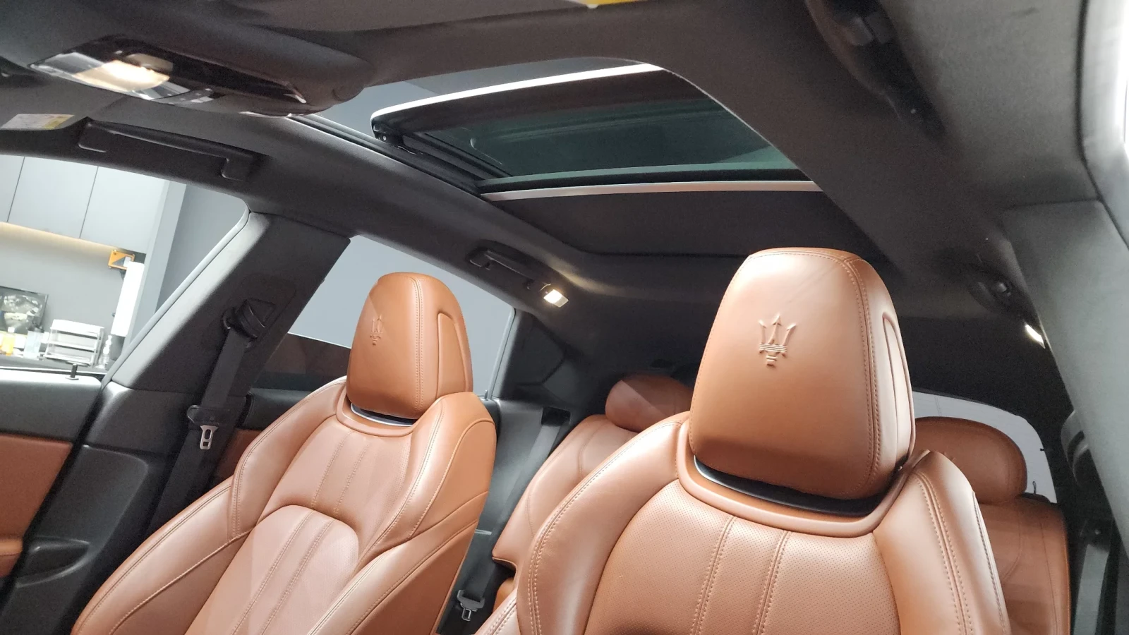 Maserati Levante 3.0 #УНИКАТ# KAMERИ !PANO!, снимка 14 - Автомобили и джипове - 54958254