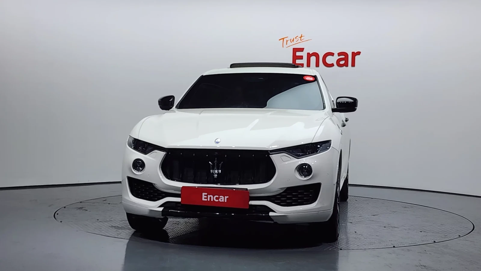 Maserati Levante 3.0 #УНИКАТ# KAMERИ !PANO!, снимка 3 - Автомобили и джипове - 54958254