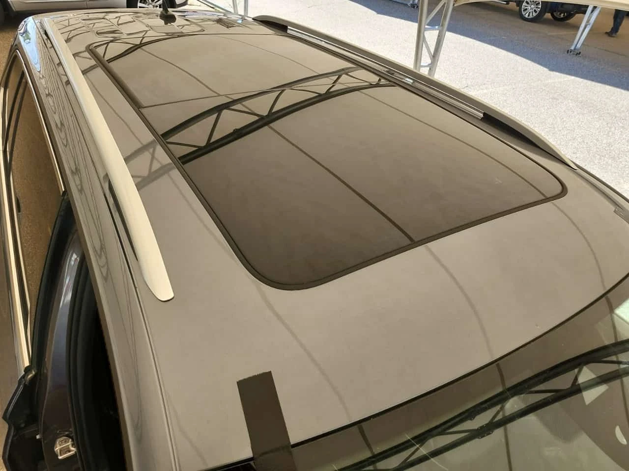 VW Tiguan HIGHLINE R LINE/CARFAX/ФИНАНСИРАНЕ, снимка 7 - Автомобили и джипове - 54974867