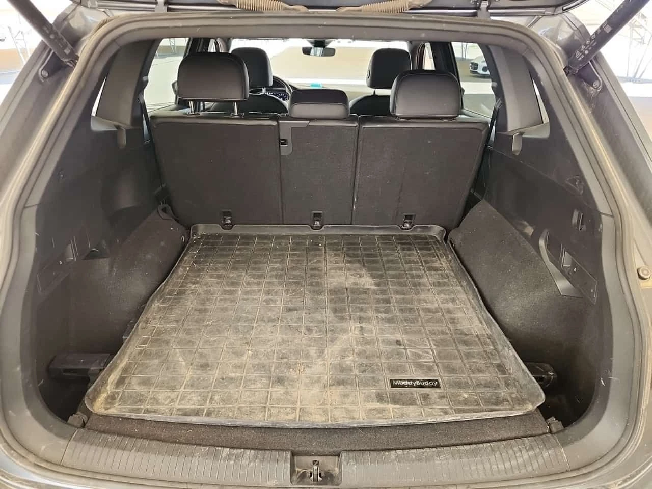 VW Tiguan HIGHLINE R LINE/CARFAX/ФИНАНСИРАНЕ, снимка 14 - Автомобили и джипове - 54974867