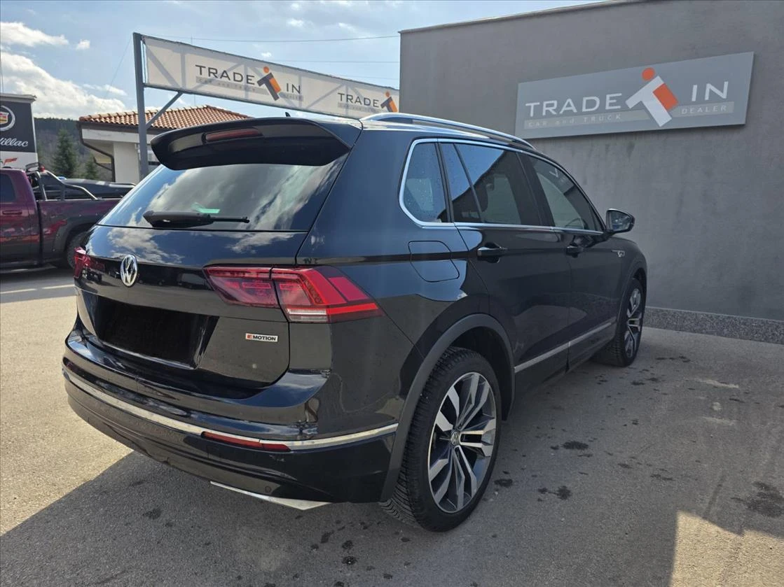 VW Tiguan 2.0 BiTDI 4MOTION DSG R-LINE, снимка 4 - Автомобили и джипове - 55592940