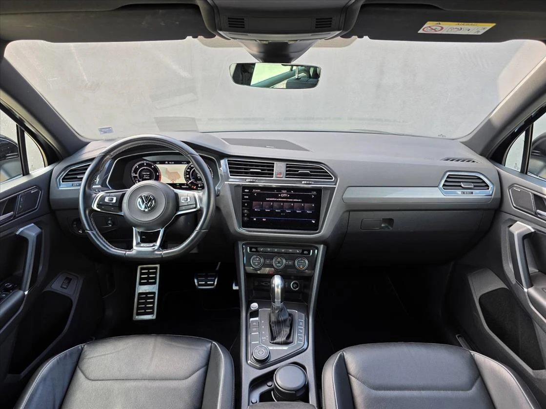 VW Tiguan 2.0 BiTDI 4MOTION DSG R-LINE, снимка 11 - Автомобили и джипове - 55592940