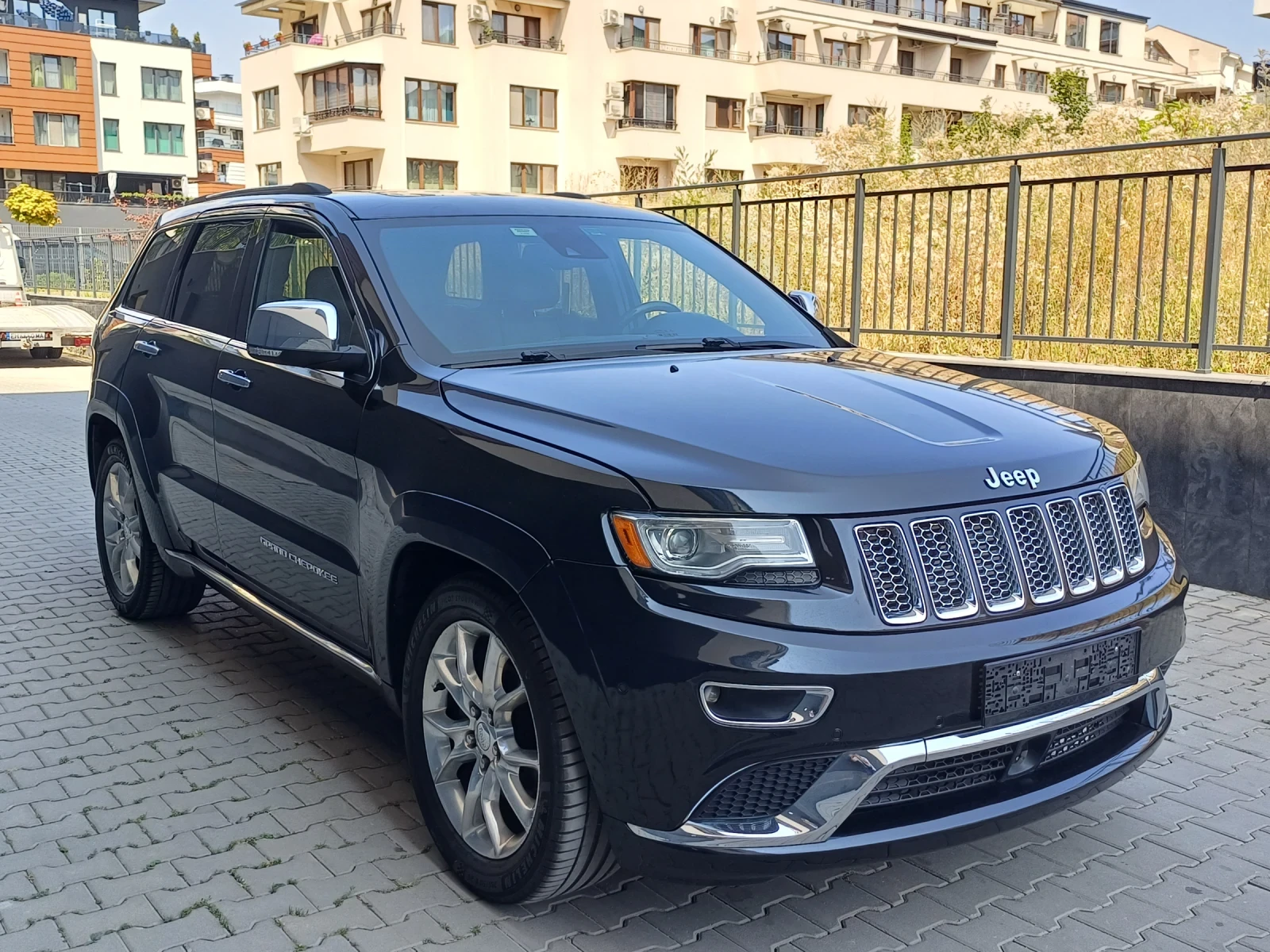 Jeep Grand cherokee 3.6 Summit , снимка 3 - Автомобили и джипове - 55776621