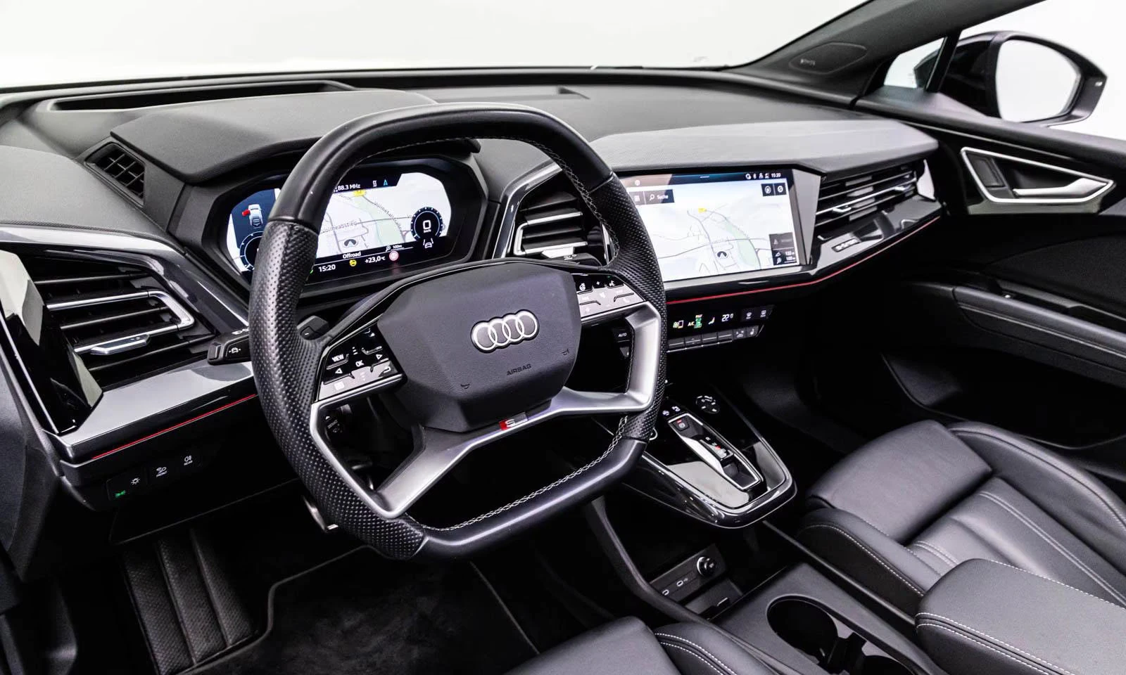 Audi Q4 50/299HP/SPORTBACK/S-LINE/PANO/CAM/885z, снимка 10 - Автомобили и джипове - 56098591