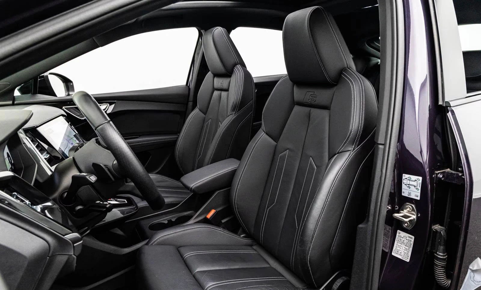 Audi Q4 50/299HP/SPORTBACK/S-LINE/PANO/CAM/885z, снимка 11 - Автомобили и джипове - 56098591