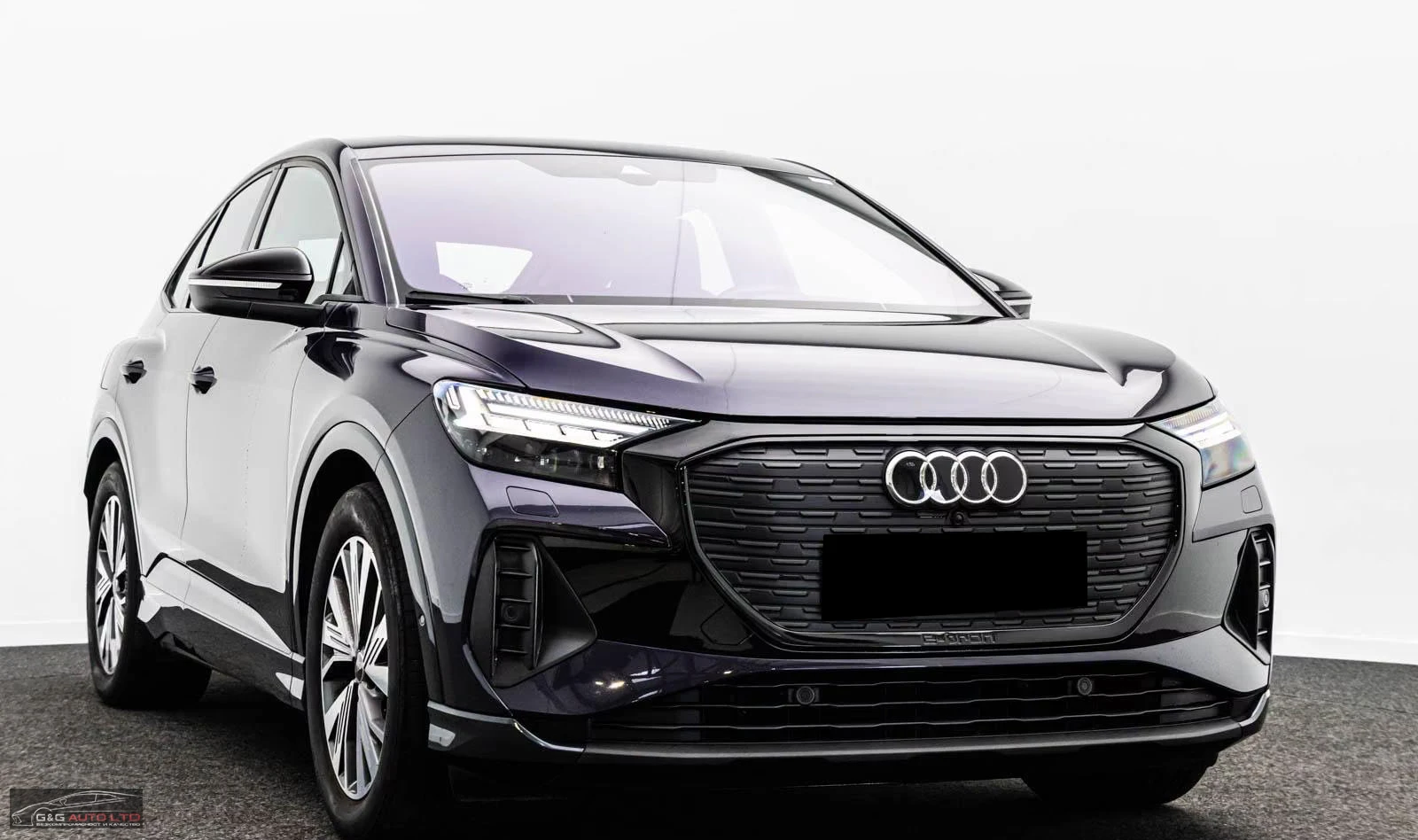 Audi Q4 50/299HP/SPORTBACK/S-LINE/PANO/CAM/885z, снимка 5 - Автомобили и джипове - 56098591