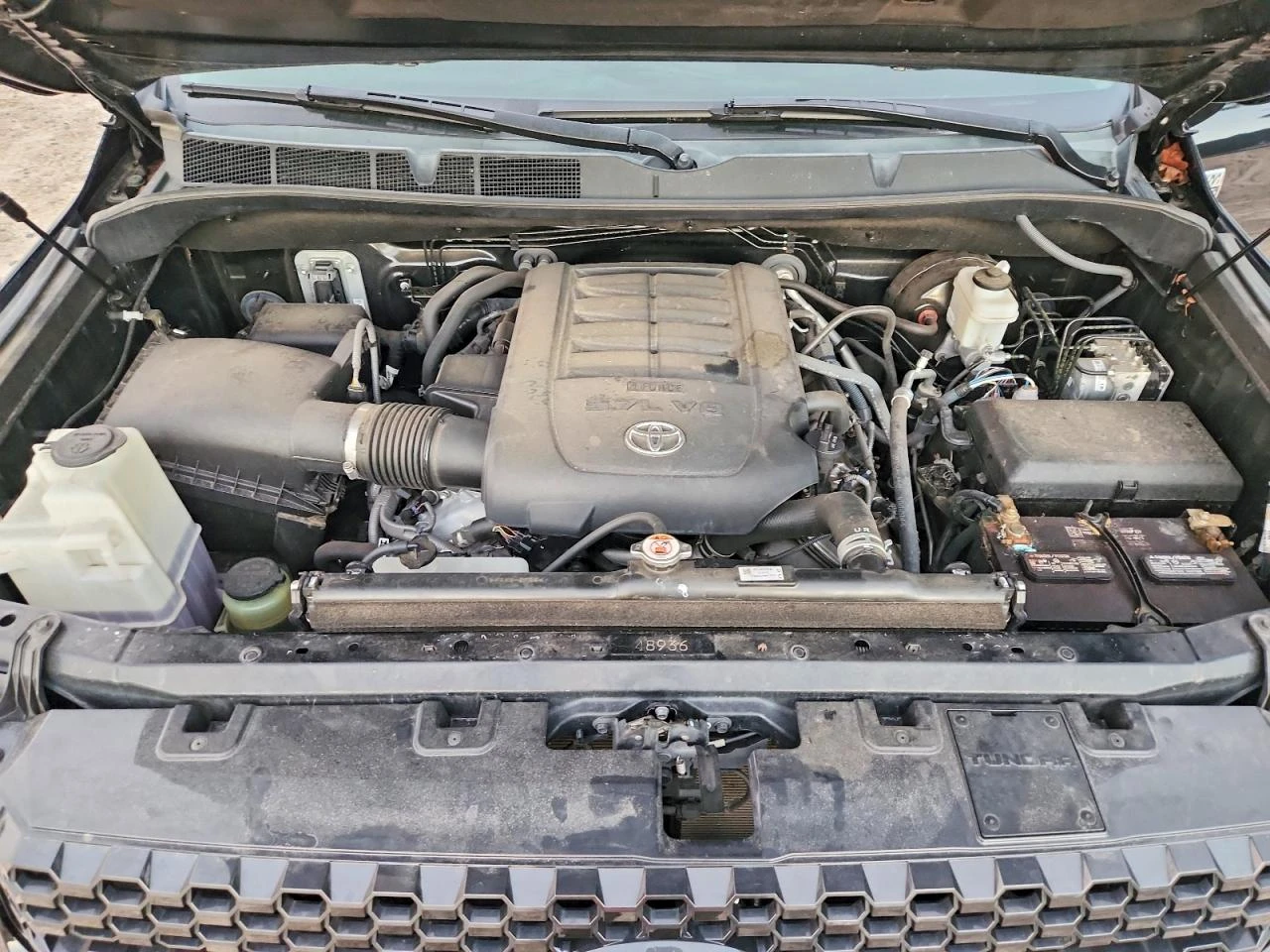 Toyota Tundra 5.7-V8* 4X4* DISTRONIC* CAMERA* LANE-ASIST* BLIND- | Mobile.bg � ����������� 7
