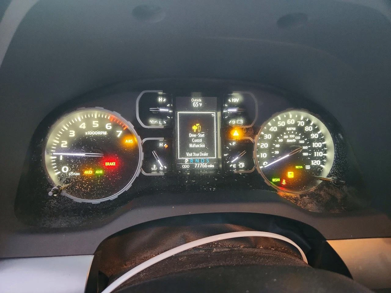 Toyota Tundra 5.7-V8* 4X4* DISTRONIC* CAMERA* LANE-ASIST* BLIND- | Mobile.bg � ����������� 10