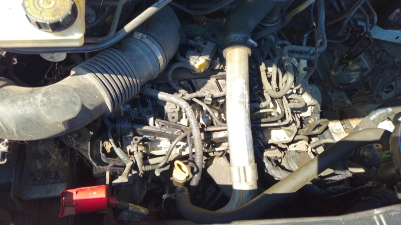 Renault Master 2.3dci/на части , снимка 8 - Бусове и автобуси - 51585036