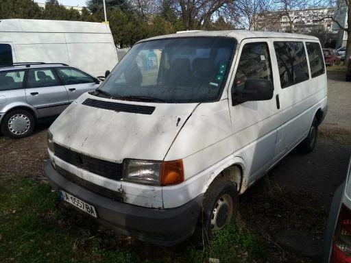 VW T4 1.9, снимка 12 - Бусове и автобуси - 21325563