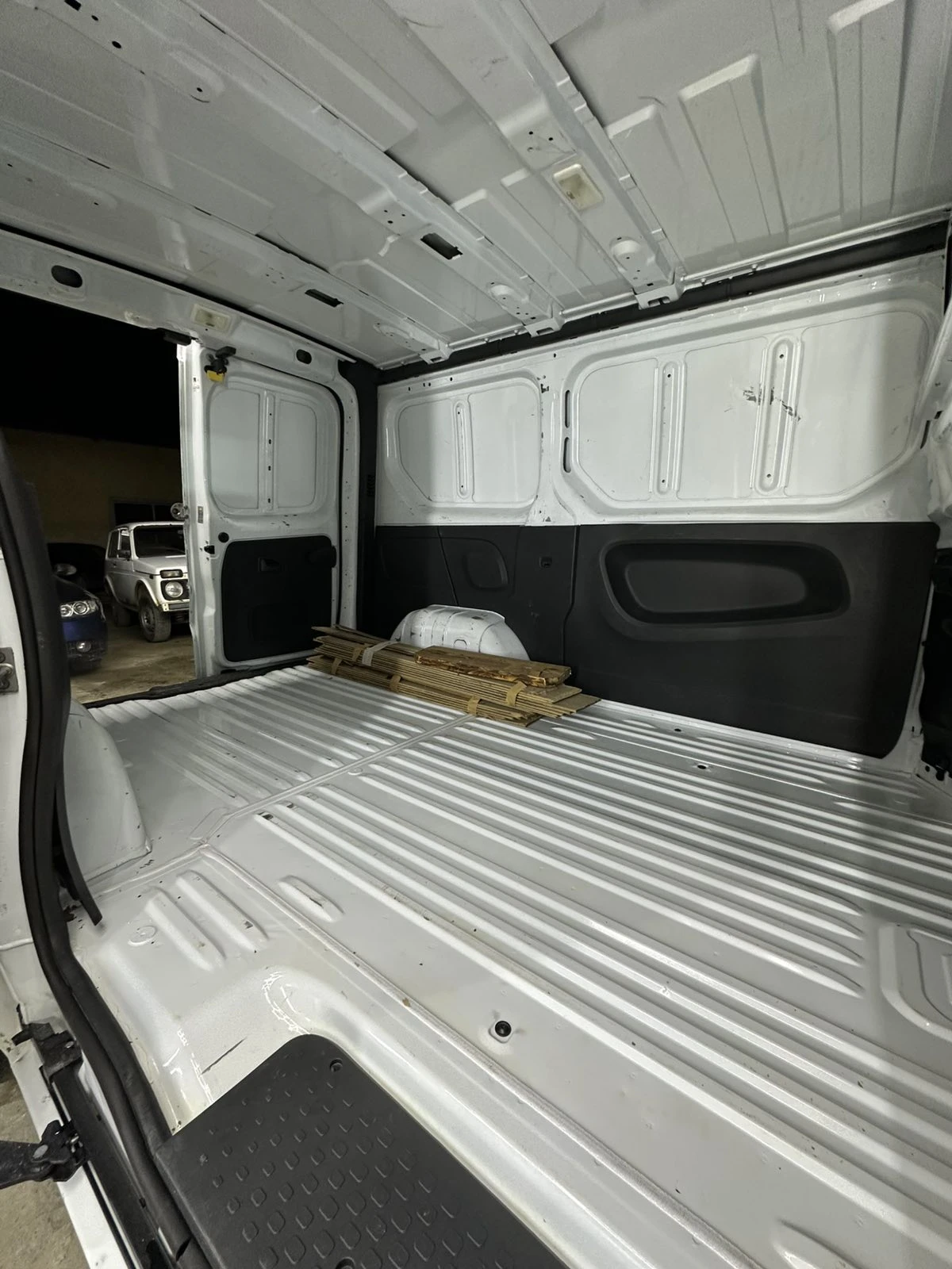 Opel Vivaro  - изображение 7