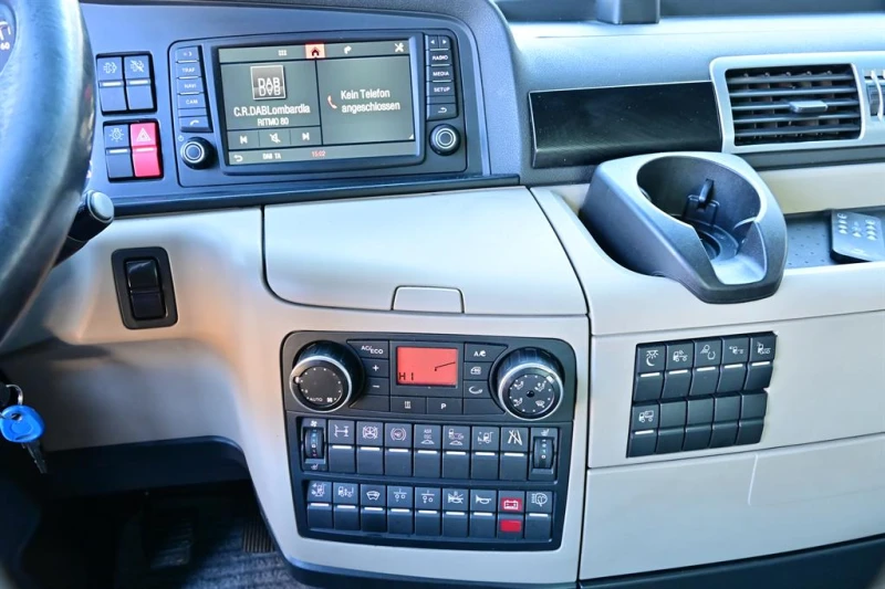 Man Tgx 18.640 2 резервоара , снимка 12 - Камиони - 53073943