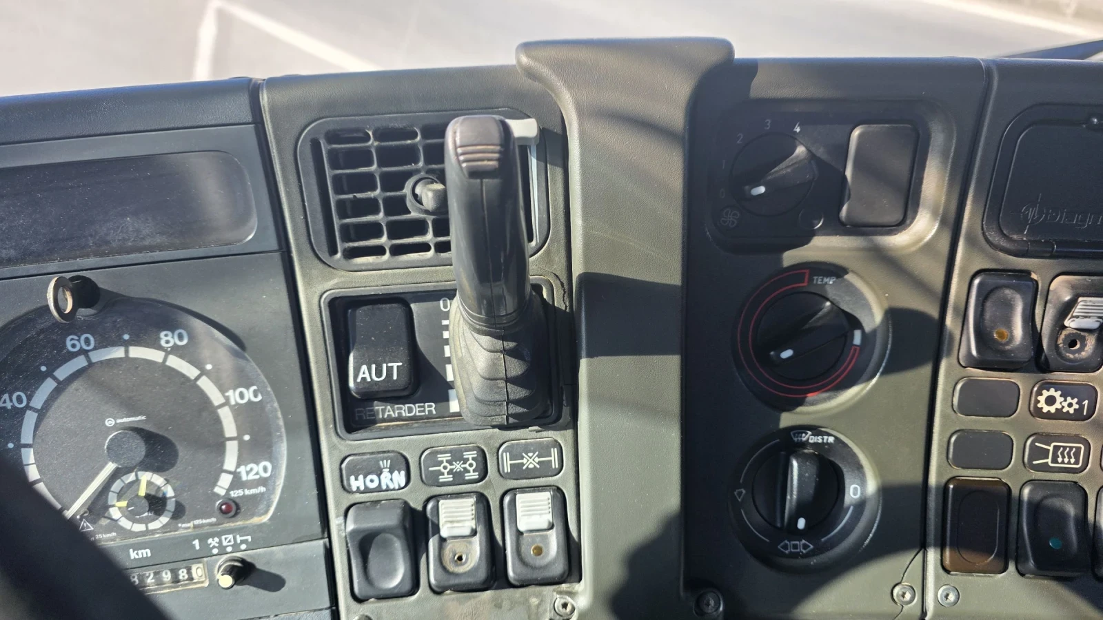 Scania R 124 420 EURO 3 6X4 , снимка 6 - Камиони - 54144145