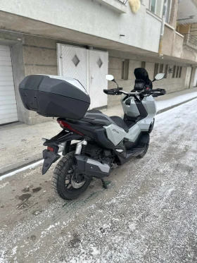 Honda X-ADV ПЕРФЕКТЕН!!! Honda X-adv350 2024г. 5000км., снимка 7