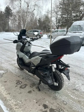 Honda X-ADV ПЕРФЕКТЕН!!! Honda X-adv350 2024г. 5000км., снимка 6